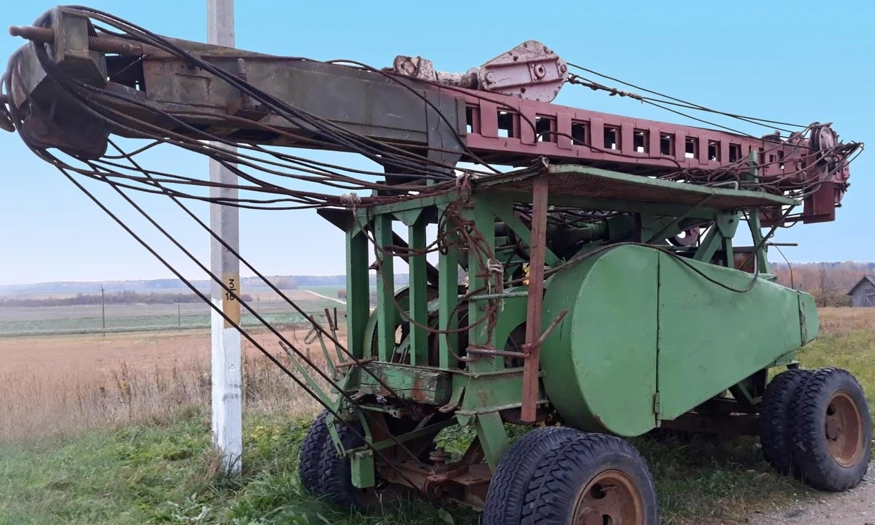 Установка ударно-канатного бурения УКС-22